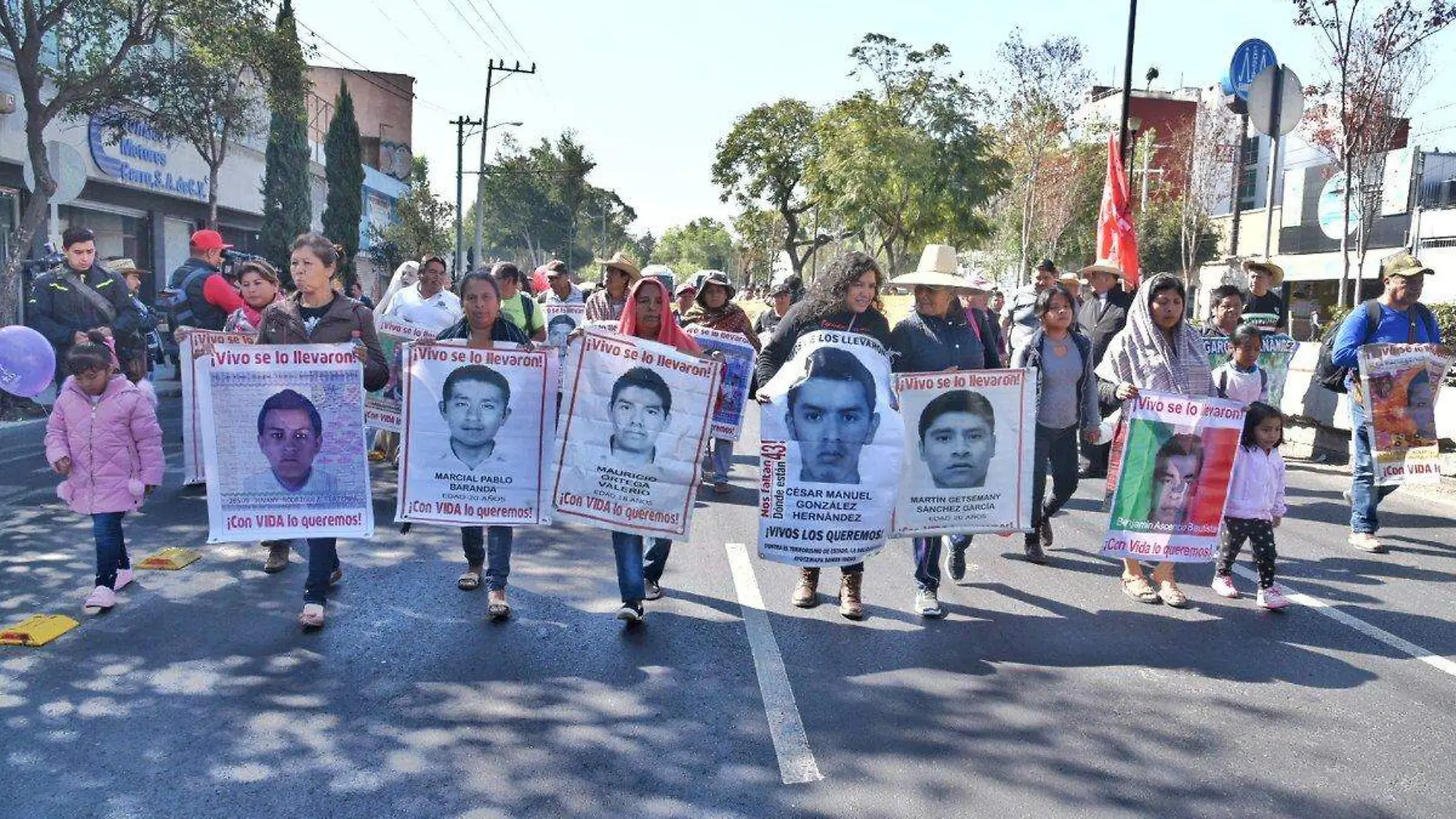 peregrinacion padres estudiantes ayotzinapa diciembre 2019 (2)